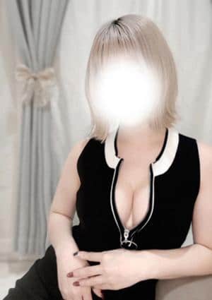 Sanando（サナンド）南船場 百瀬あいか