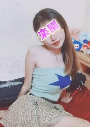 楽園 れな