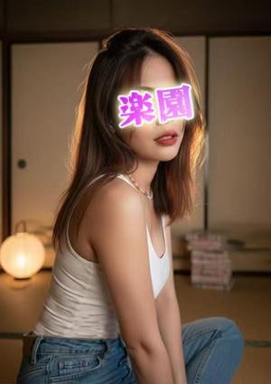 楽園 りさ