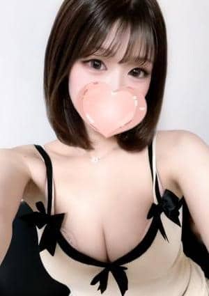 Eden（エデン） はる【光を透かす白肌♡瑞々しき神ビジュの誘惑】