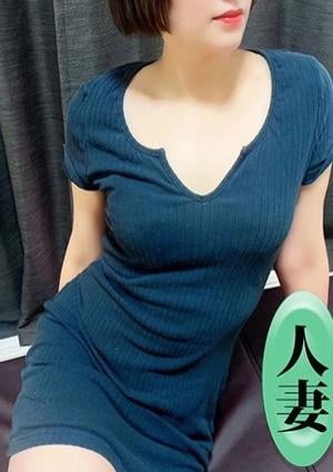 色気あるワイフ 白桃ひらり