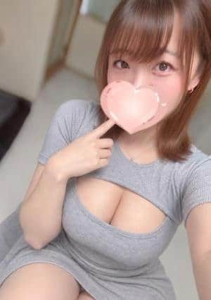Eden（エデン） 三島店 みらい【包み込む癒し♡華やか美スタイル】