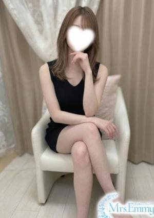 Mrs.Emmy 桃