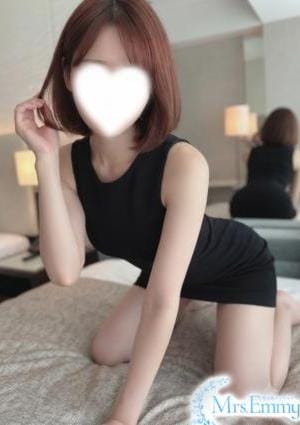 Mrs.Emmy ちなつ