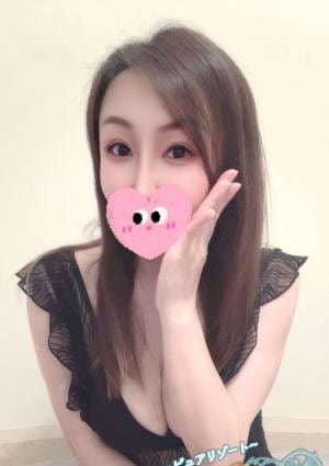 Pure Resort（ピュア リゾート） はるなちゃん