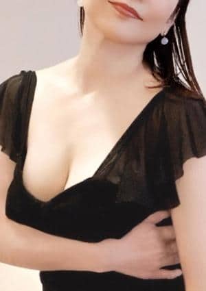 Mrs.AUBE SPA（オーブスパ）本町ルーム 小夏