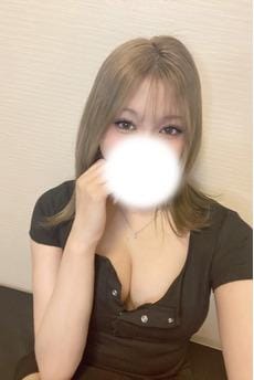 ヴェニーレ せりな