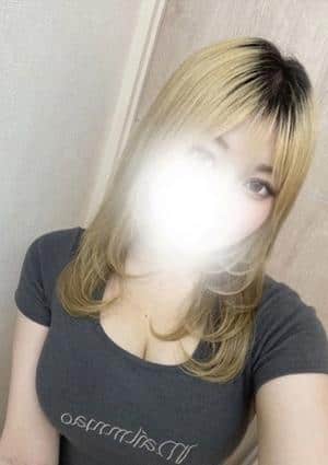 ヴェニーレ せりな