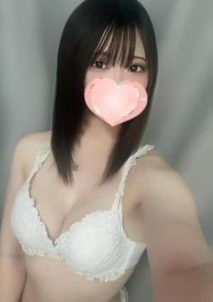 Eden浜松店 あみか【癒し清楚♡大人気の妹系】