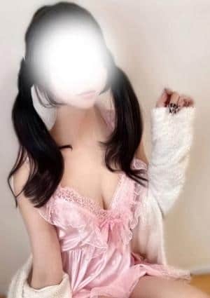 THREE（スリー） ましろ