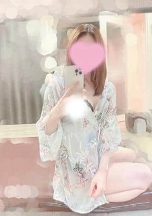海癒樂 葉月(はづき) えま
