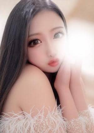 aroma BOX 桃百奈(ももな)