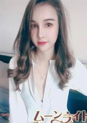 ム—ンライト えり