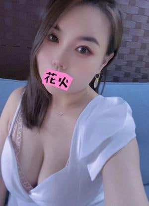 花火 そら(新人)