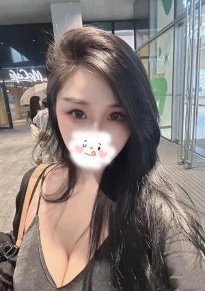 初見（しょけん） 新人ゆりか