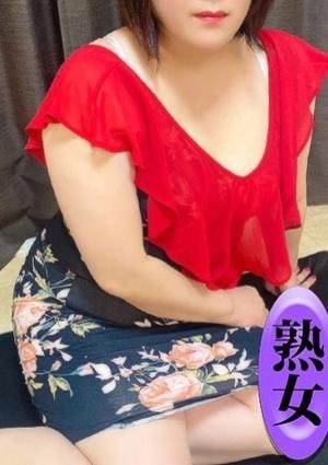美魔女エステ 社かおる
