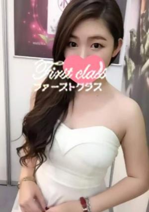 First Class（ファーストクラス）朝霞店 mona