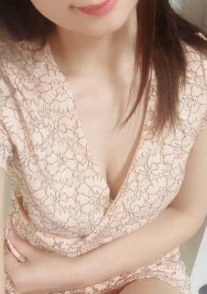 milimili 福田芽依