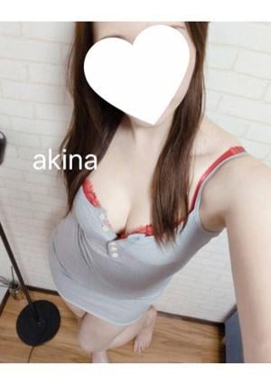 DODA あきな