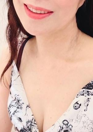 横浜新横浜町田人妻メンズエステ 夏目れいこ