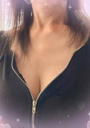 横浜新横浜町田人妻メンズエステ 白井ゆい