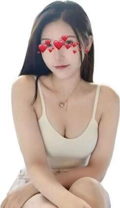 楽屋（らくや） 【新人入店】ゆなちゃん（中国人）