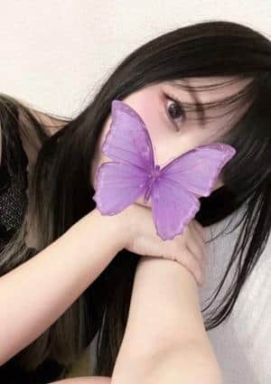 AMIRI（アミリ）岐阜 ありさ