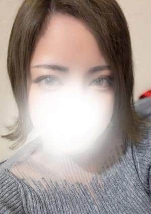 Shiny ～シャイニー～ 愛美（まなみ）