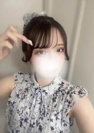 FIRST CLASS 長谷川 まこ