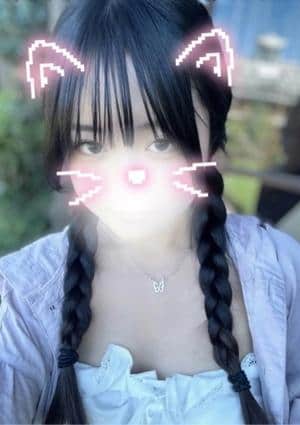 FIRST CLASS 神楽 ねこ