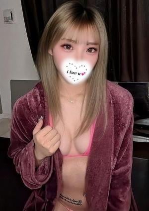 Deeplus（ディープラス） 岡本あいな