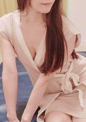 向日葵（ひまわり）日暮里ルーム 相沢　杏