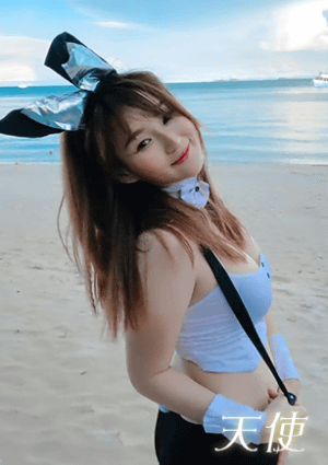 天使 まゆ