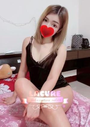 ラキュア（Lacure） よよ