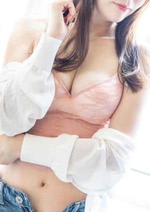 女神の熟女エステ 広末恵麻