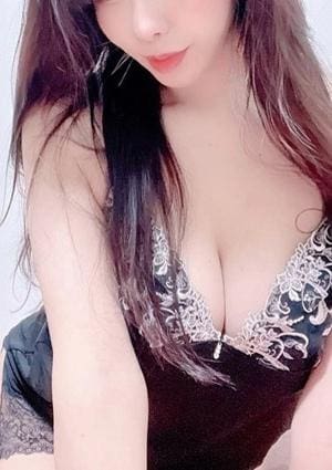 女神の熟女エステ 三上らん