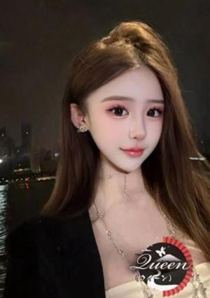 Queen（クイーン） ひとみ