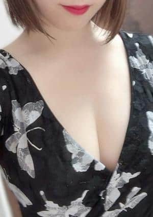 Papillon-パピヨン-＆MADAMEPapillon-マダムパピヨン- あいか