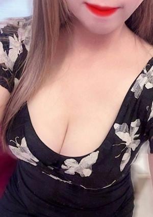 Papillon-パピヨン-＆MADAMEPapillon-マダムパピヨン- しいな