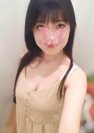 優安 かな