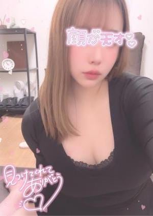 AROMA CROWN（アロマクラウン）綾瀬・北千住・竹ノ塚ルーム SS級美少女さな