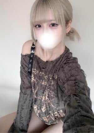 AROMA CROWN（アロマクラウン）綾瀬・北千住・竹ノ塚・亀有ルーム にじか完全業界未経験