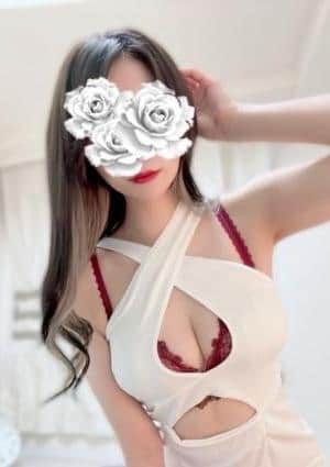 AROMA CROWN（アロマクラウン）綾瀬・北千住・竹ノ塚・亀有ルーム 超絶美少女るな