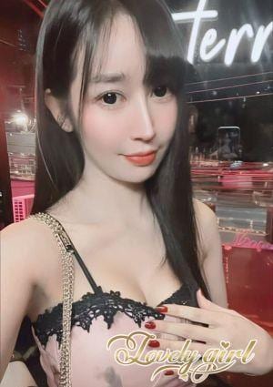 Lovely girl（ラブリーガール） もも