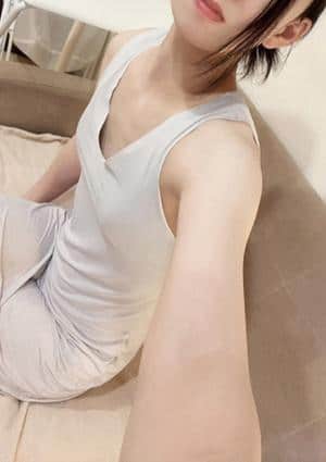 ミセス・ムーンR神戸 麻里　まり