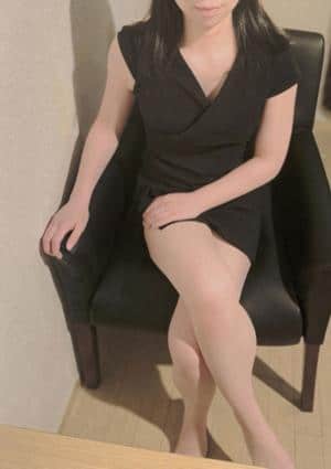 ミセス・ムーンR神戸 麻里　まり