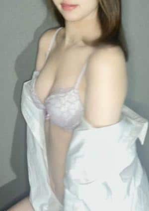 Aroma CECIL（アロマ セシル） 白石　りん