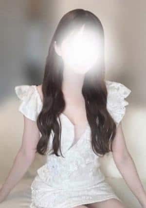 Rêve MISTREA（レーヴ ミストレア） 椿すみれ