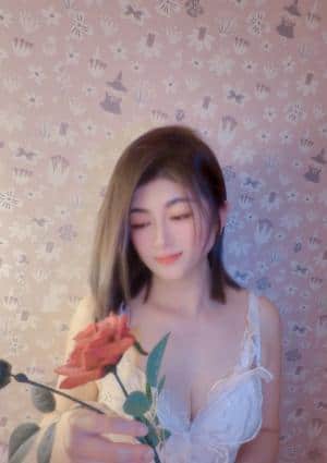 ダイヤモンドガールズ 【新人】ララちゃん