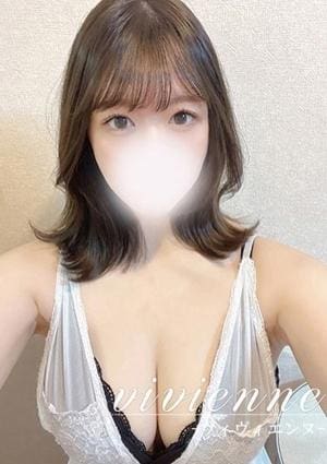 vivienne（ヴィヴィエンヌ） 聖奈(せな)